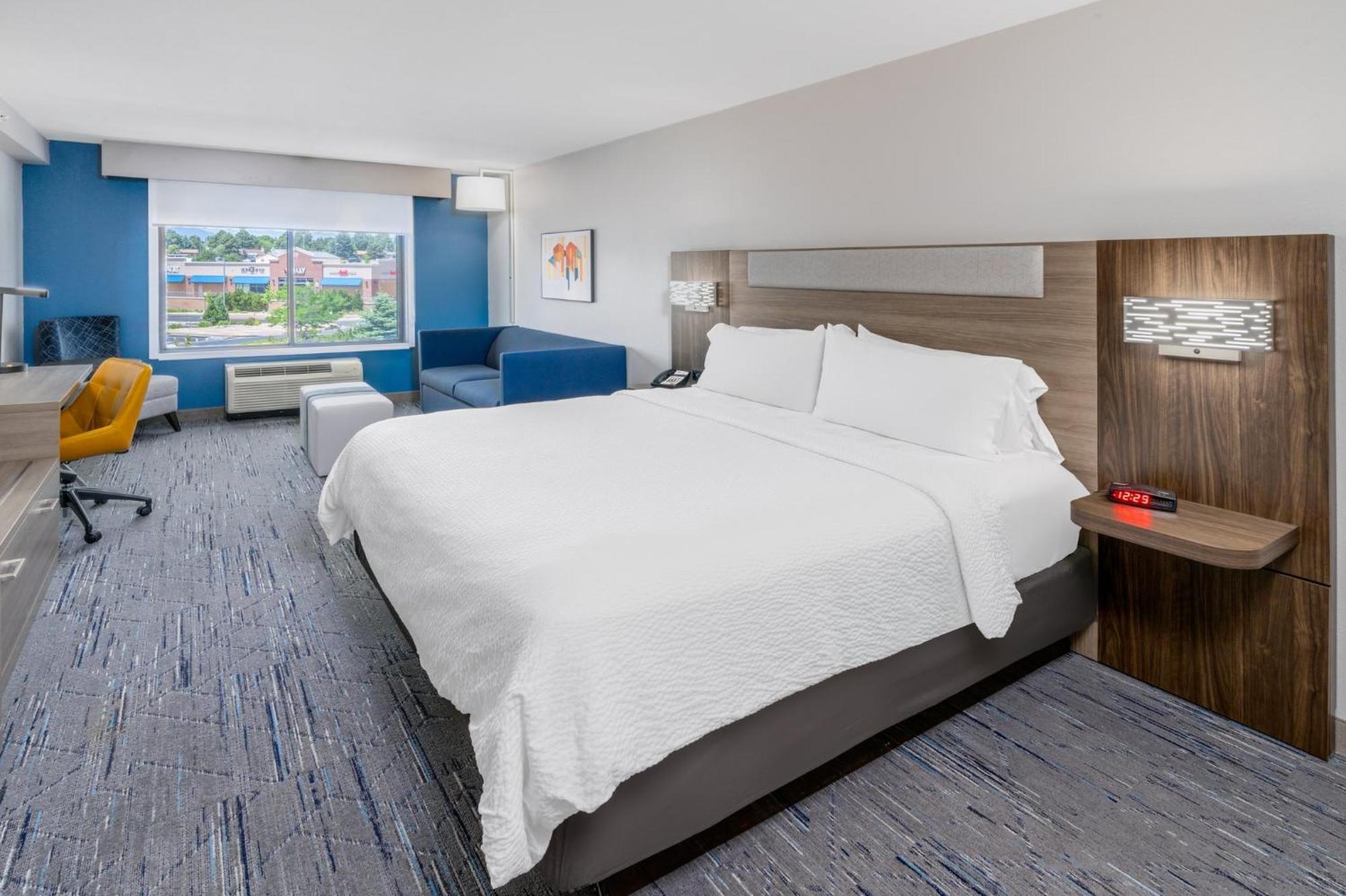 Holiday Inn Express - Colorado Springs - First & Main By Ihg Bagian luar foto