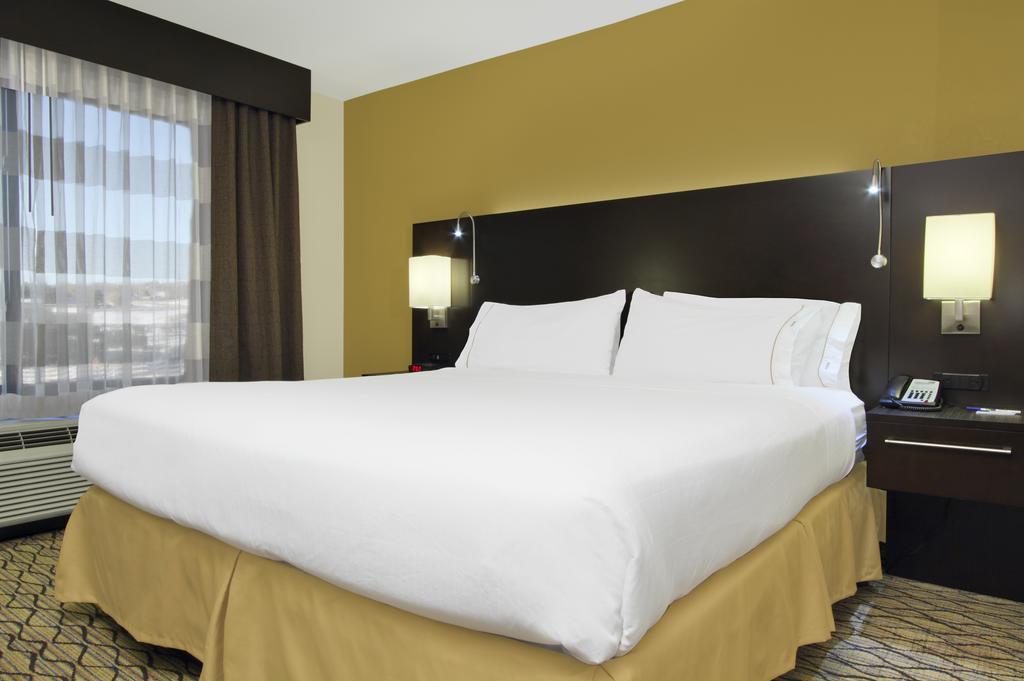 Holiday Inn Express - Colorado Springs - First & Main By Ihg Bagian luar foto