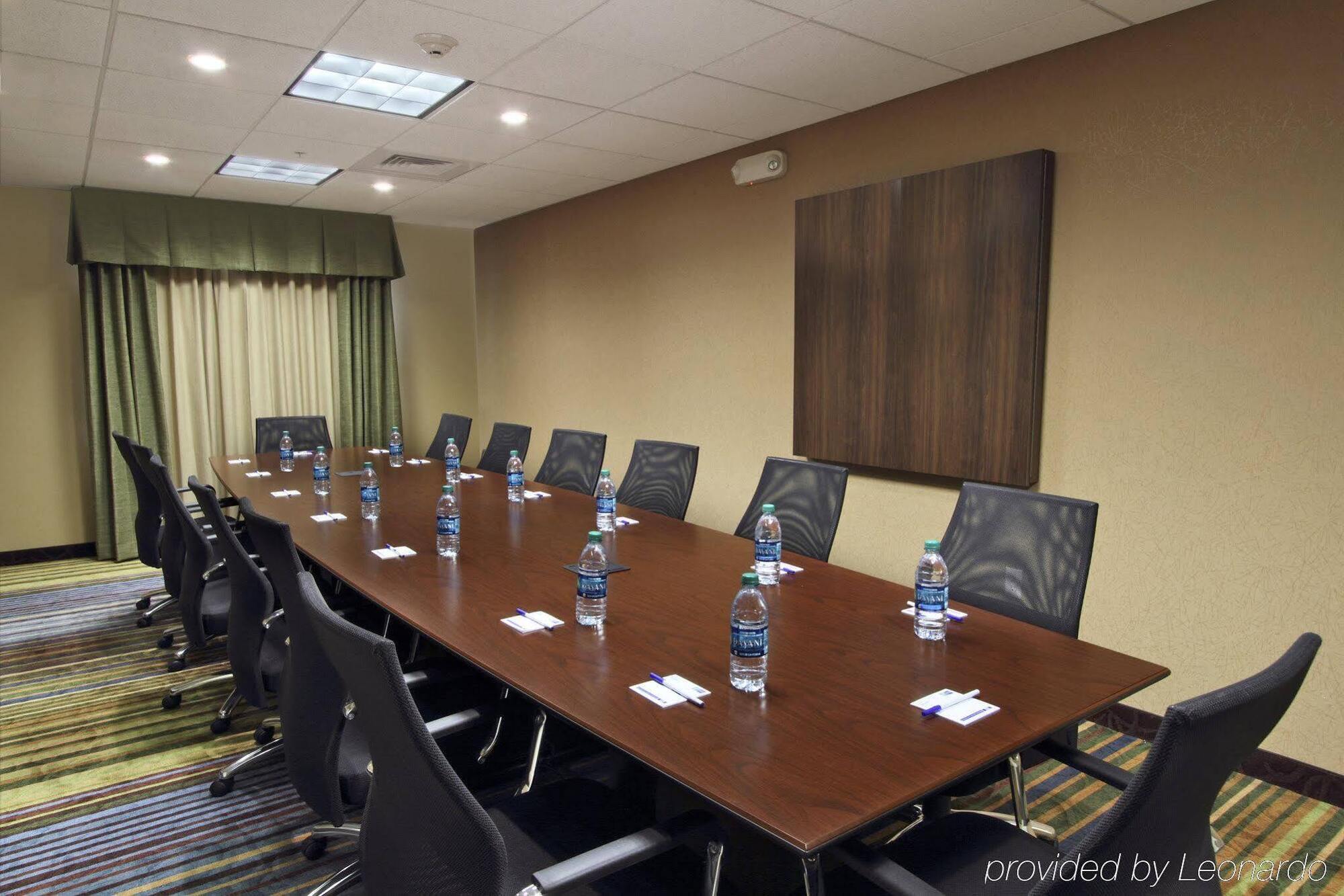 Holiday Inn Express - Colorado Springs - First & Main By Ihg Bagian luar foto